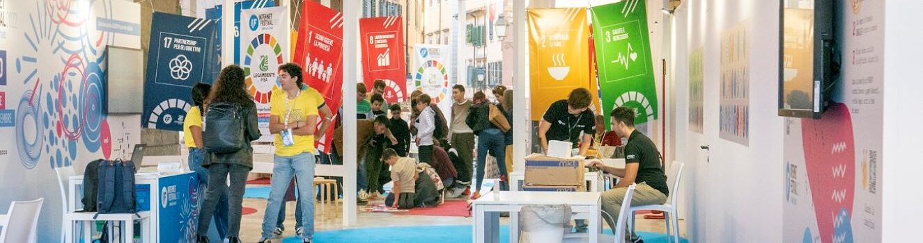 DA STARLINK ALLE FAKE NEWS, PASSANDO PER LA RIVOLUZIONE DIGITALE: TORNA INTERNET FESTIVAL 