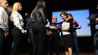 Tutte le classi coinvolte nel progetto hanno ricevuto un riconoscimento e una targa per aver partecipato